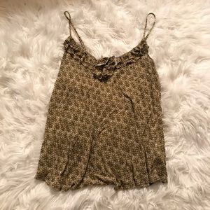 ☘️Green patterned tank☘️